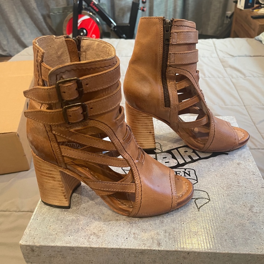 Freebird by Steven - Tiara (Tan)